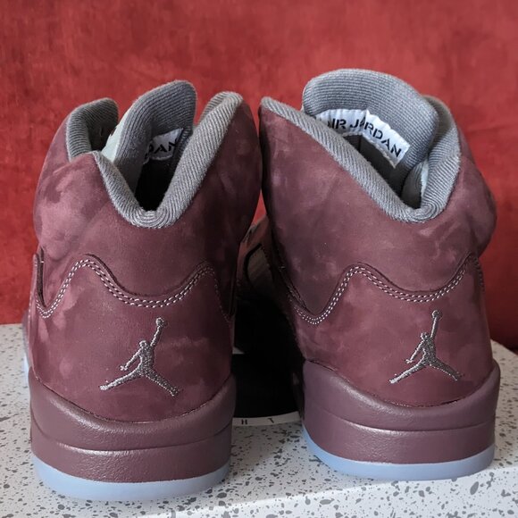 Jordan Retro 5 SE - Picture 3 of 5